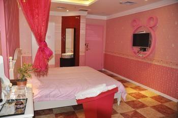 Yichang Xiangjiang No. 1 Hotel Exterior photo
